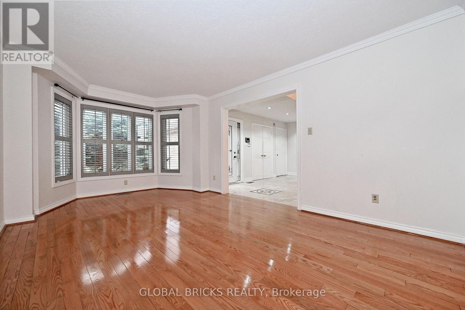 8 Elmsley Drive, Richmond Hill (Observatory), Ontario  L4C 8N1 - Photo 8 - N13845102