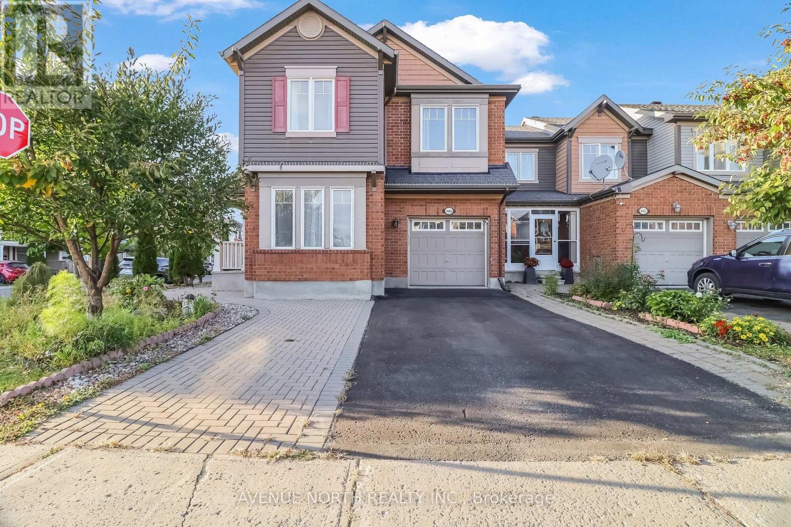 400 Meadowhawk Crescent, Ottawa, Ontario  K2J 5W7 - Photo 2 - X13852804