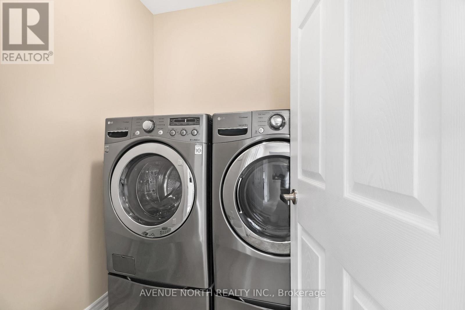 400 Meadowhawk Crescent, Ottawa, Ontario  K2J 5W7 - Photo 20 - X13852804