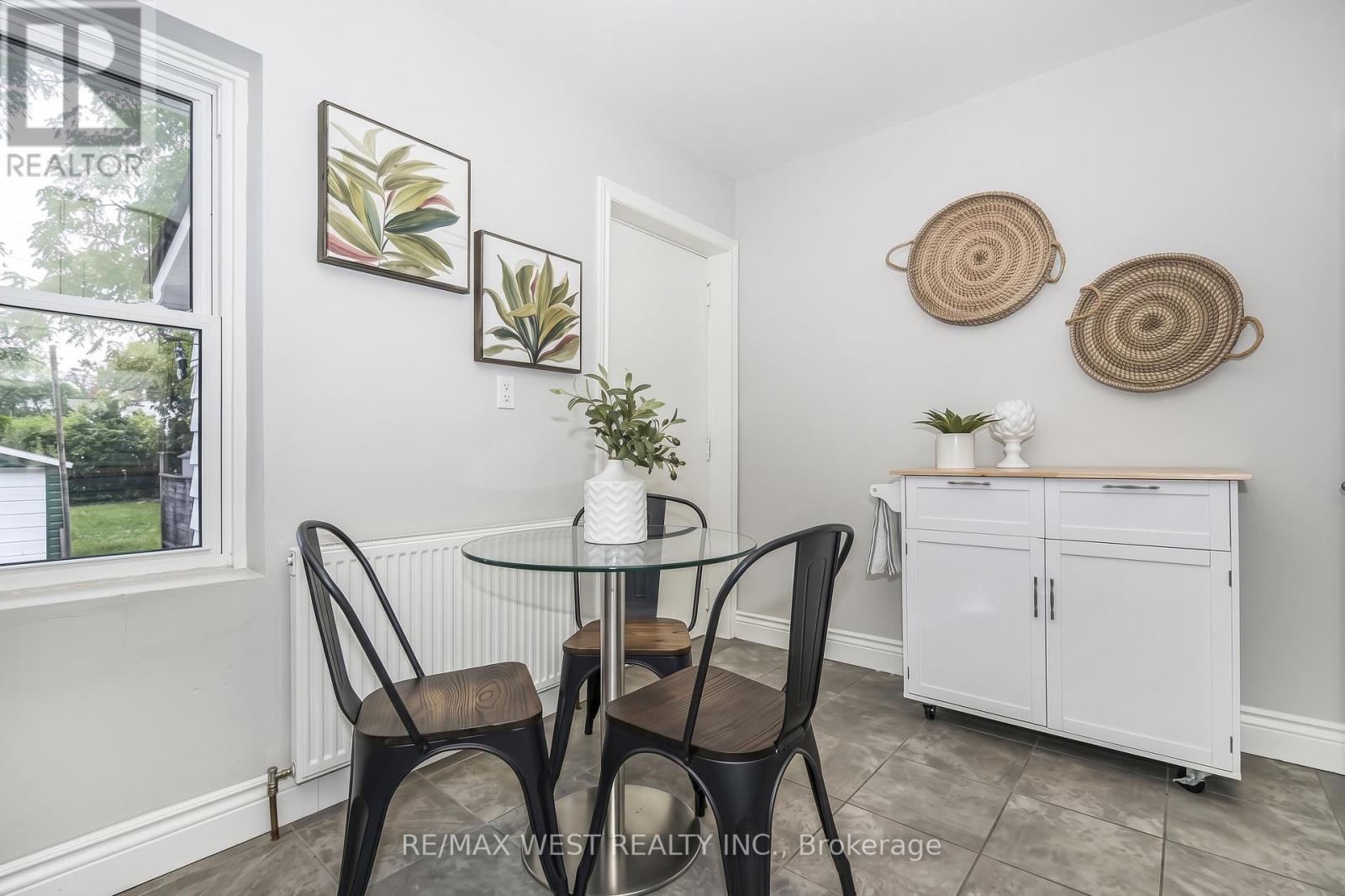 316 Monarch Park Avenue, Toronto, Ontario  M4J 4T1 - Photo 13 - E13852086