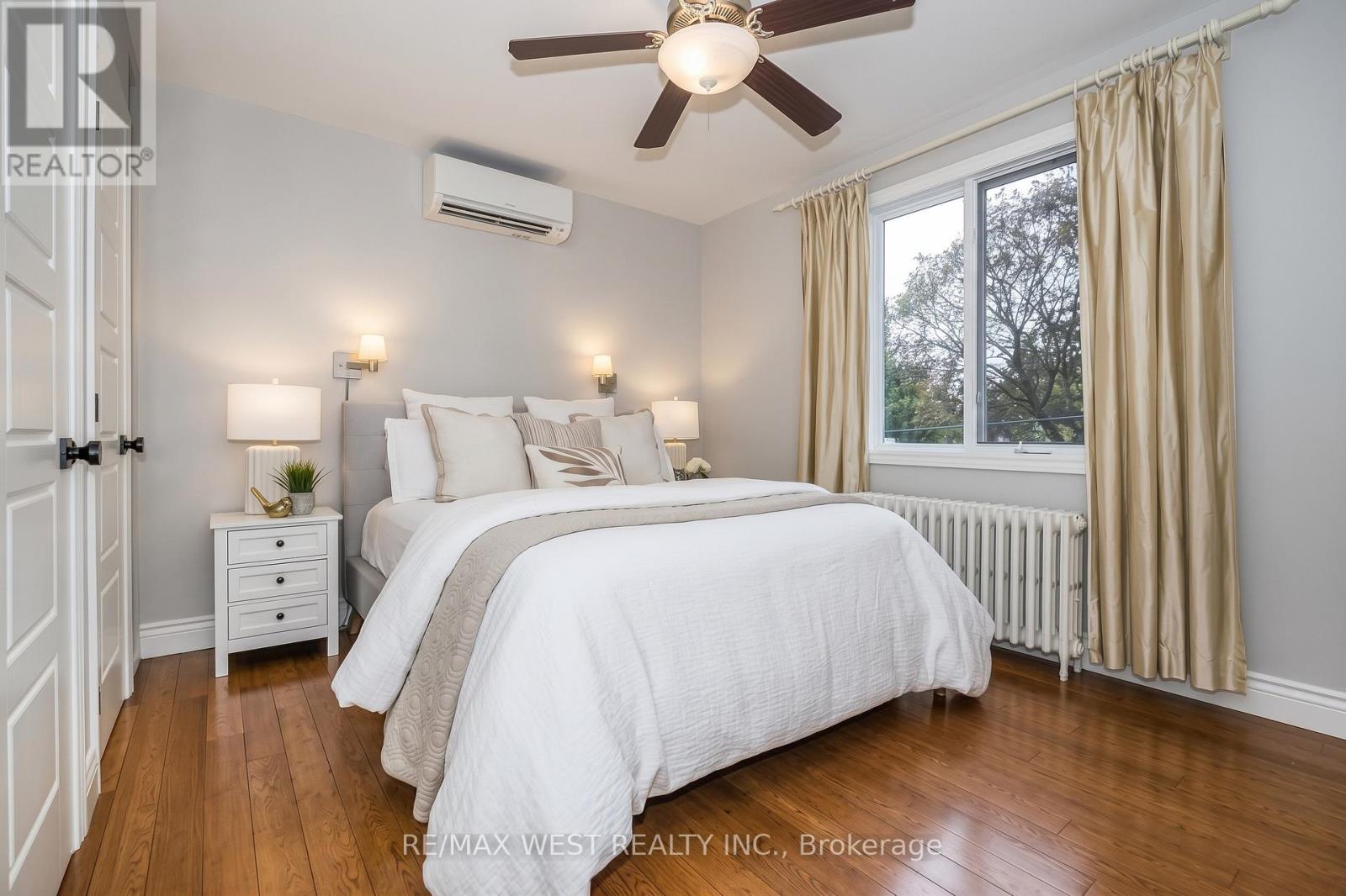 316 Monarch Park Avenue, Toronto, Ontario  M4J 4T1 - Photo 14 - E13852086