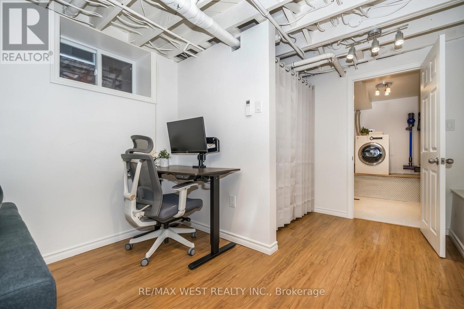 316 Monarch Park Avenue, Toronto, Ontario  M4J 4T1 - Photo 22 - E13852086