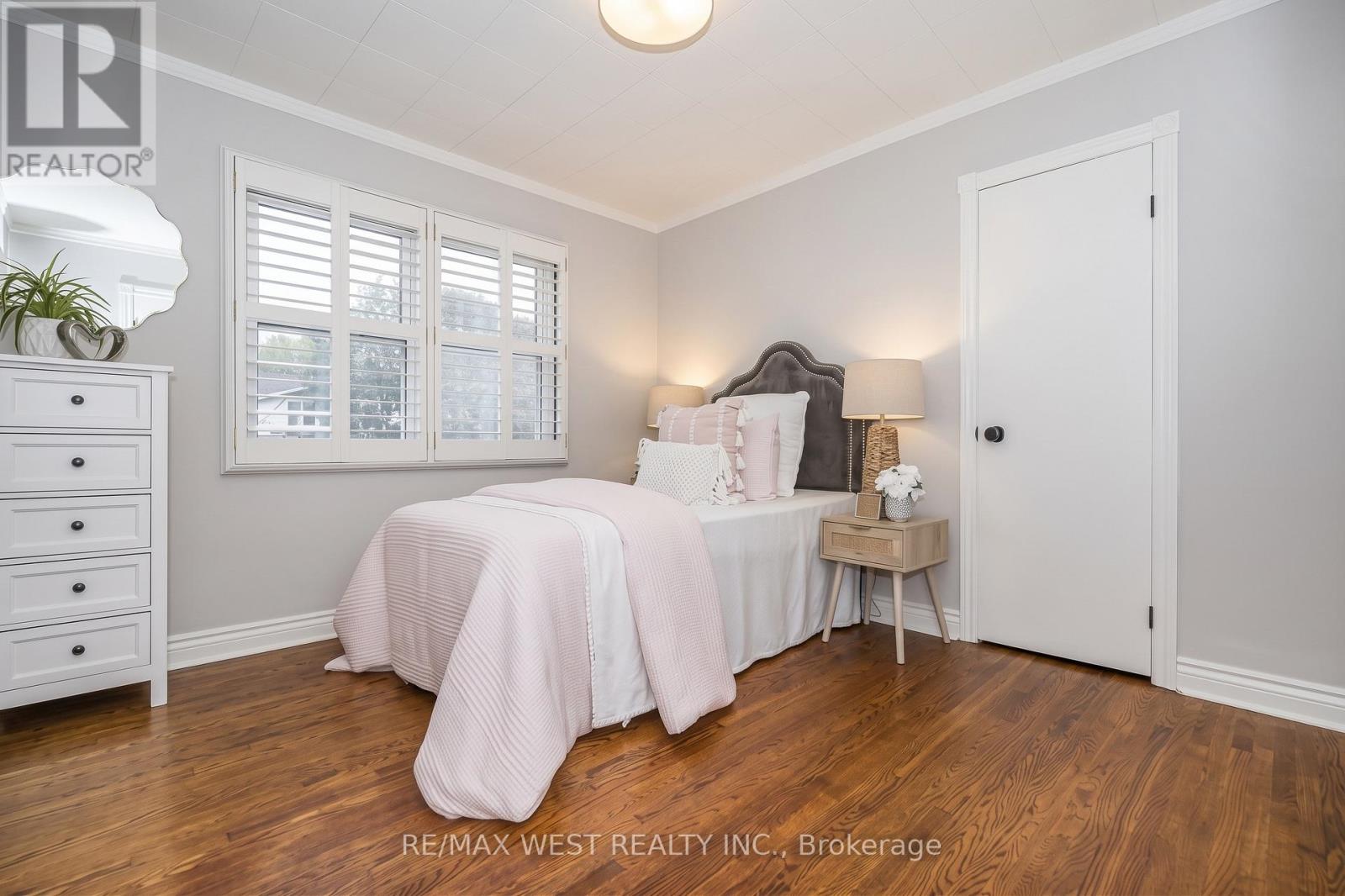 316 Monarch Park Avenue, Toronto, Ontario  M4J 4T1 - Photo 18 - E13852086