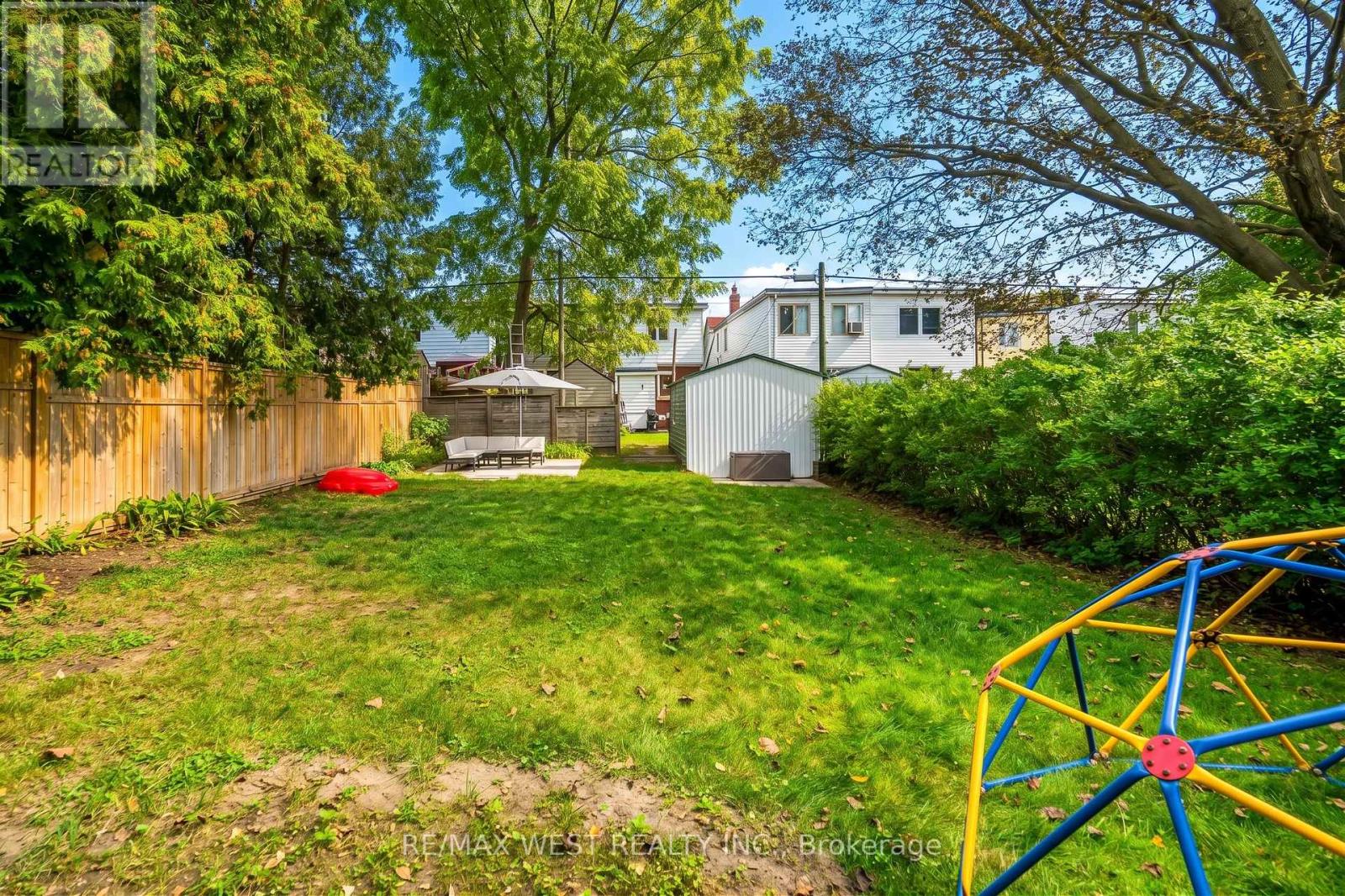316 Monarch Park Avenue, Toronto, Ontario  M4J 4T1 - Photo 28 - E13852086