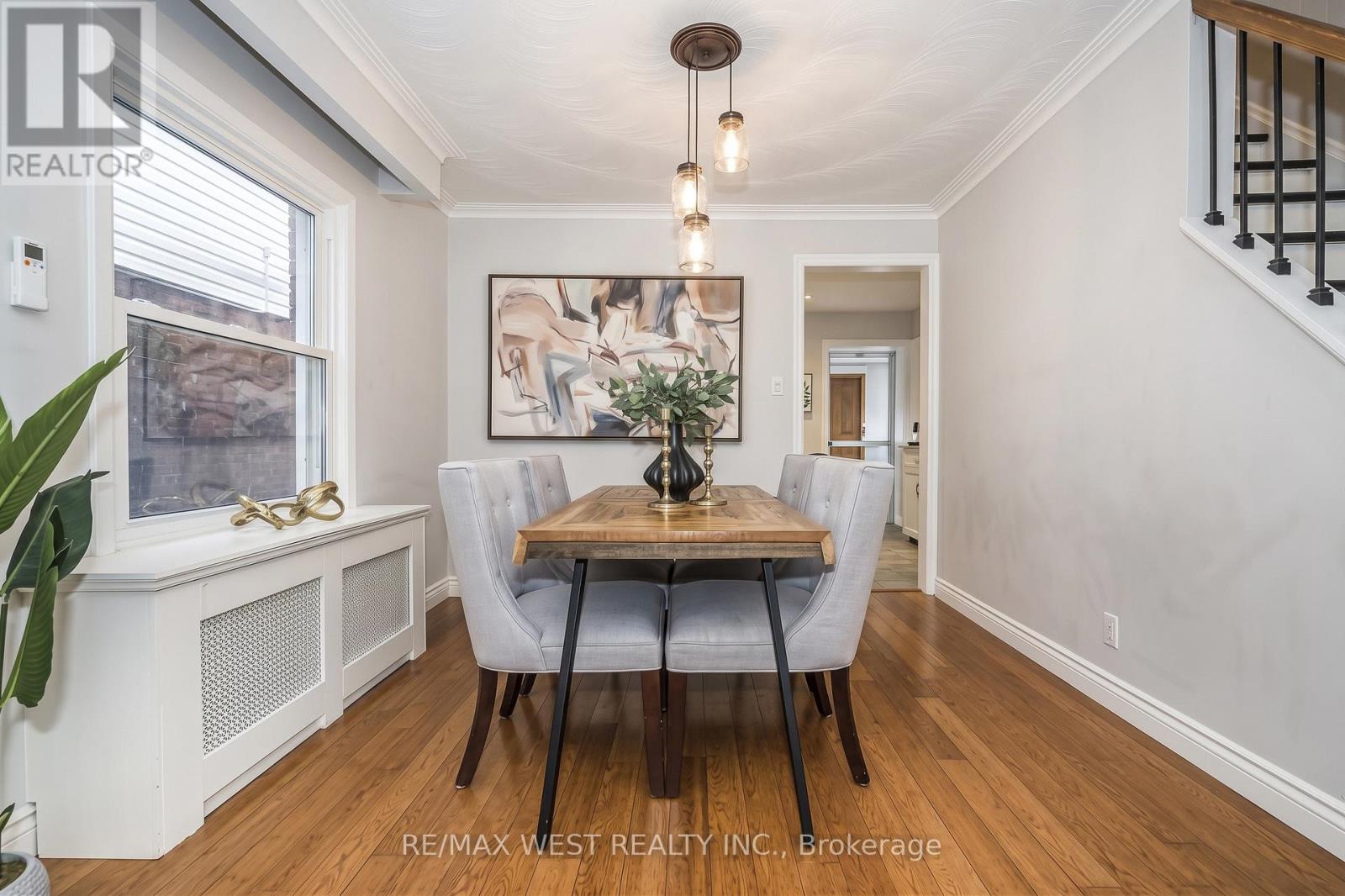 316 Monarch Park Avenue, Toronto, Ontario  M4J 4T1 - Photo 8 - E13852086