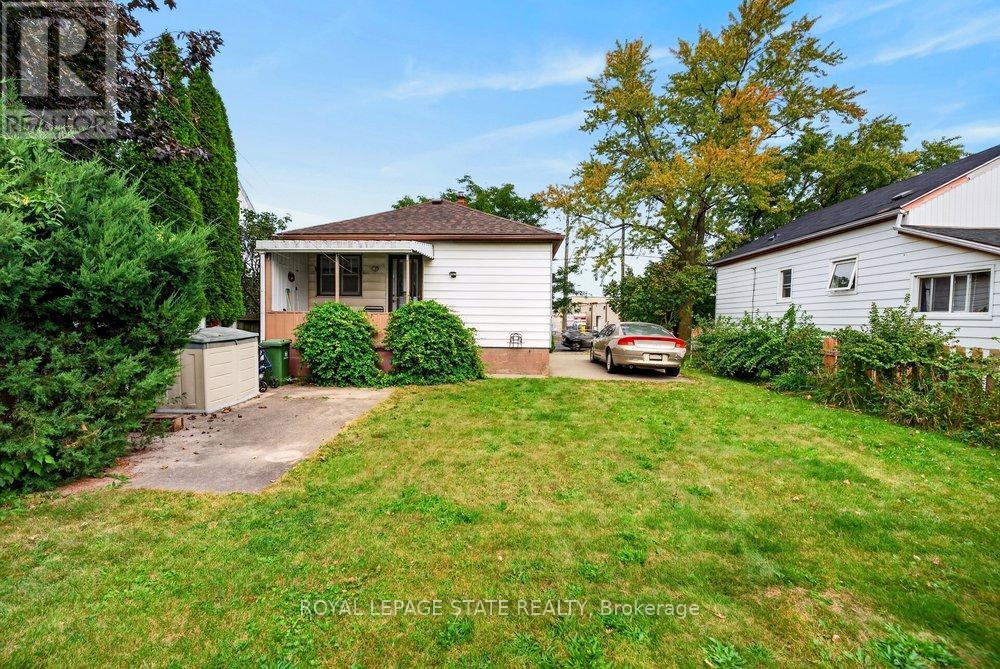 340 Barton Street, Hamilton, Ontario  L8E 2K9 - Photo 3 - X13852806