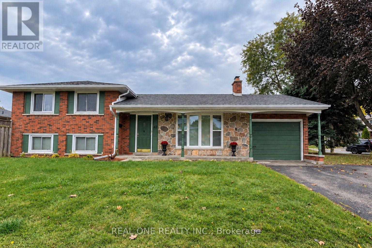 UPPER - 41 MARLOWE DRIVE, Hamilton, Ontario