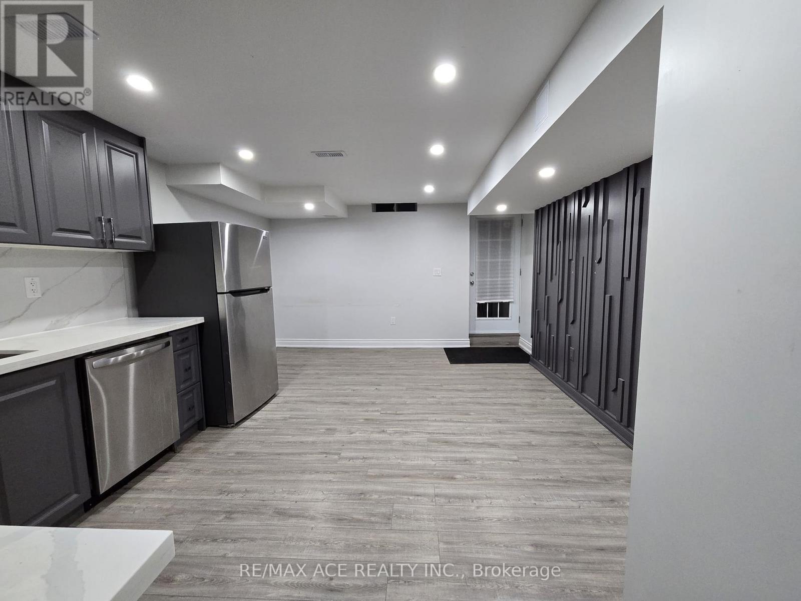 Bsmt - 1555 Dunedin Crescent, Oshawa, Ontario  L1K 0V1 - Photo 4 - E13723688