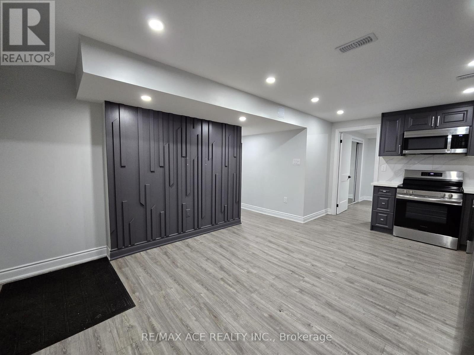 Bsmt - 1555 Dunedin Crescent, Oshawa, Ontario  L1K 0V1 - Photo 5 - E13723688