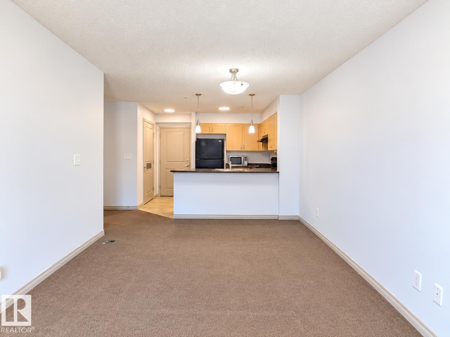 #114 11453 ELLERSLIE RD SW