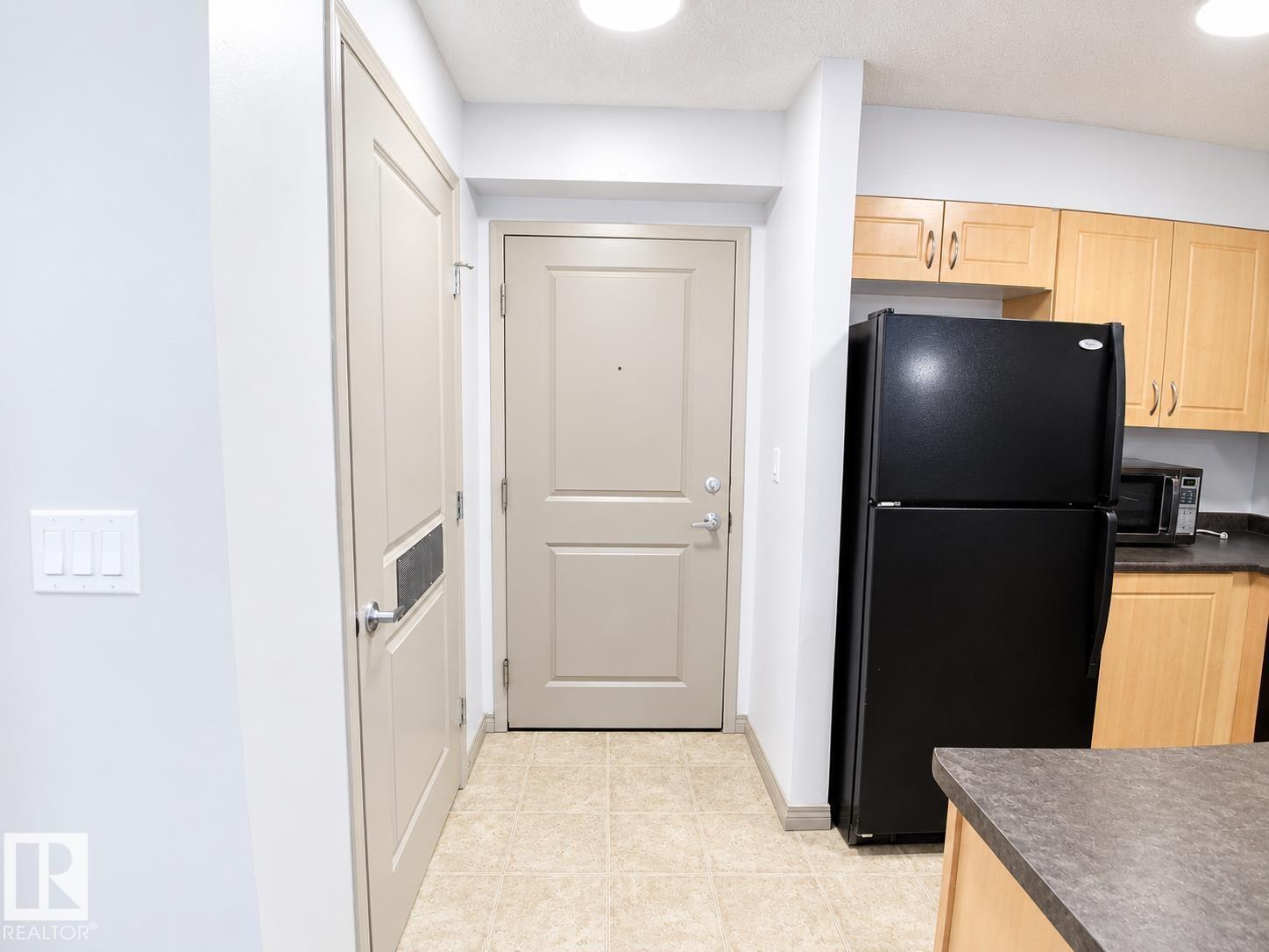 #114 11453 ELLERSLIE RD SW