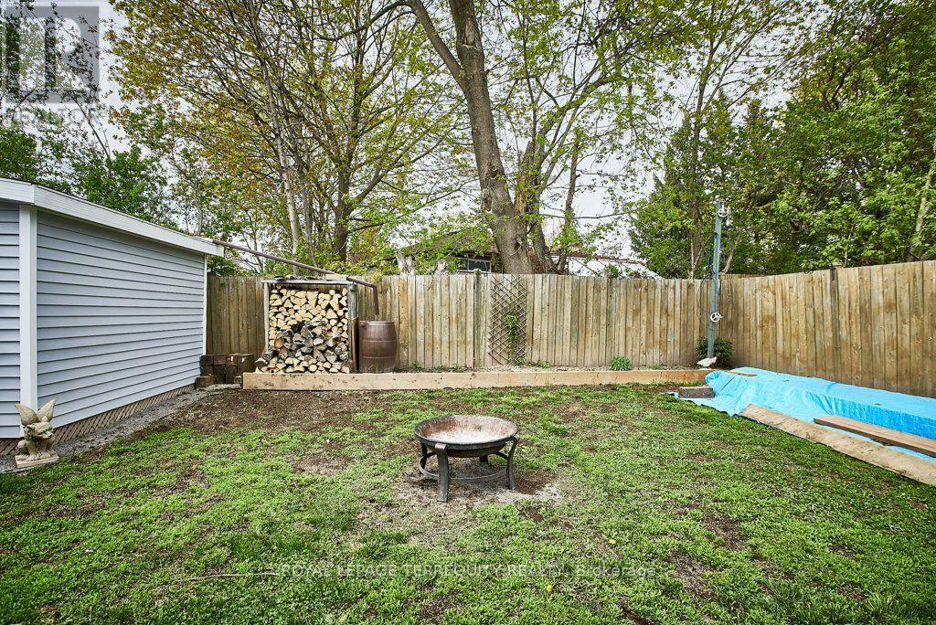 Lower - 304 Palmerston Avenue, Whitby, Ontario  L1N 3E9 - Photo 16 - E13852828