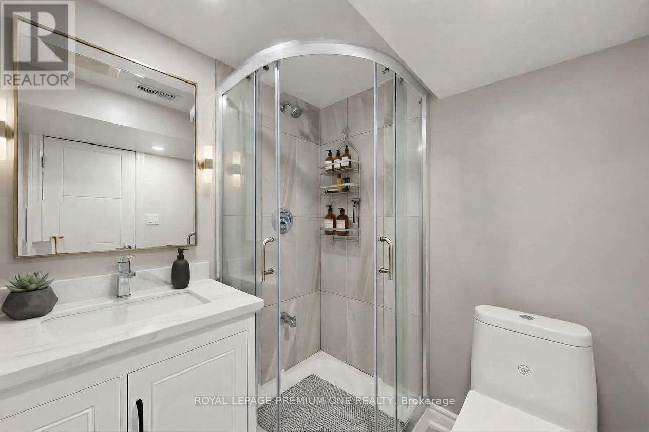 98 Thornton Avenue, Bradford West Gwillimbury, Ontario  L3Z 1N4 - Photo 20 - N13852824