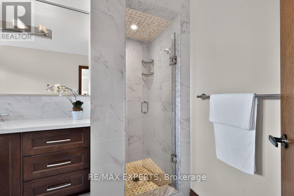 96 Benjamin Drive, Vaughan, Ontario  L4L 1H9 - Photo 21 - N13852836