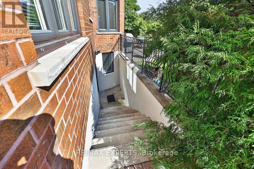96 Benjamin Drive, Vaughan, Ontario  L4L 1H9 - Photo 33 - N13852836