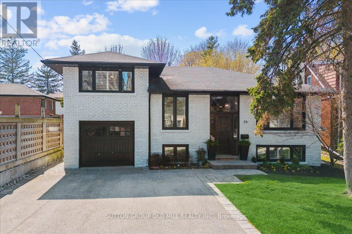 2A ELTON CRESCENT, Toronto, Ontario