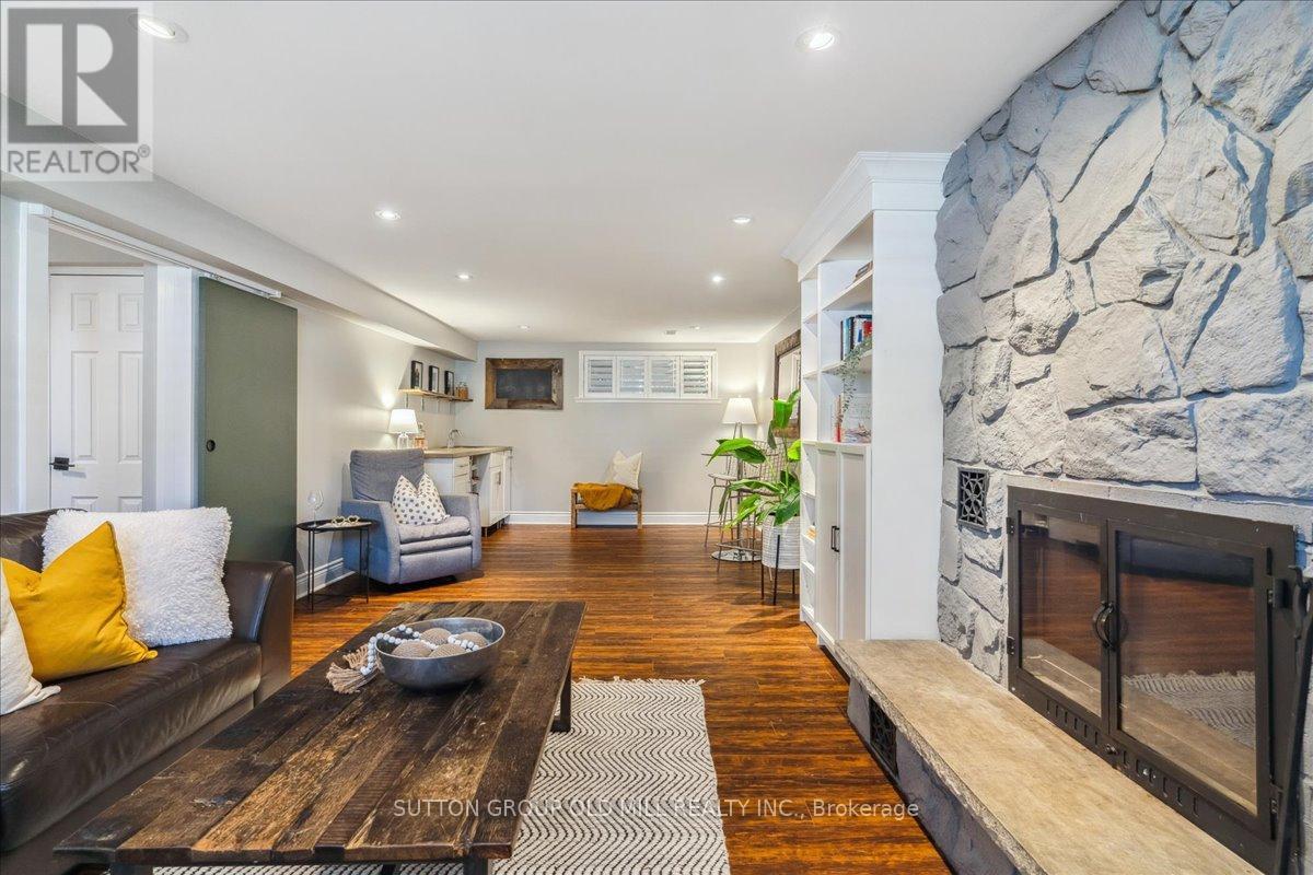 2a Elton Crescent, Toronto, Ontario  M8W 2X8 - Photo 13 - W13852844