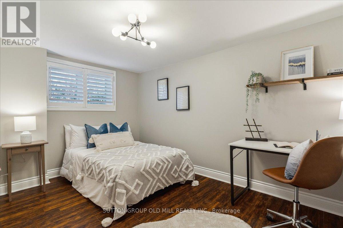 2a Elton Crescent, Toronto, Ontario  M8W 2X8 - Photo 14 - W13852844