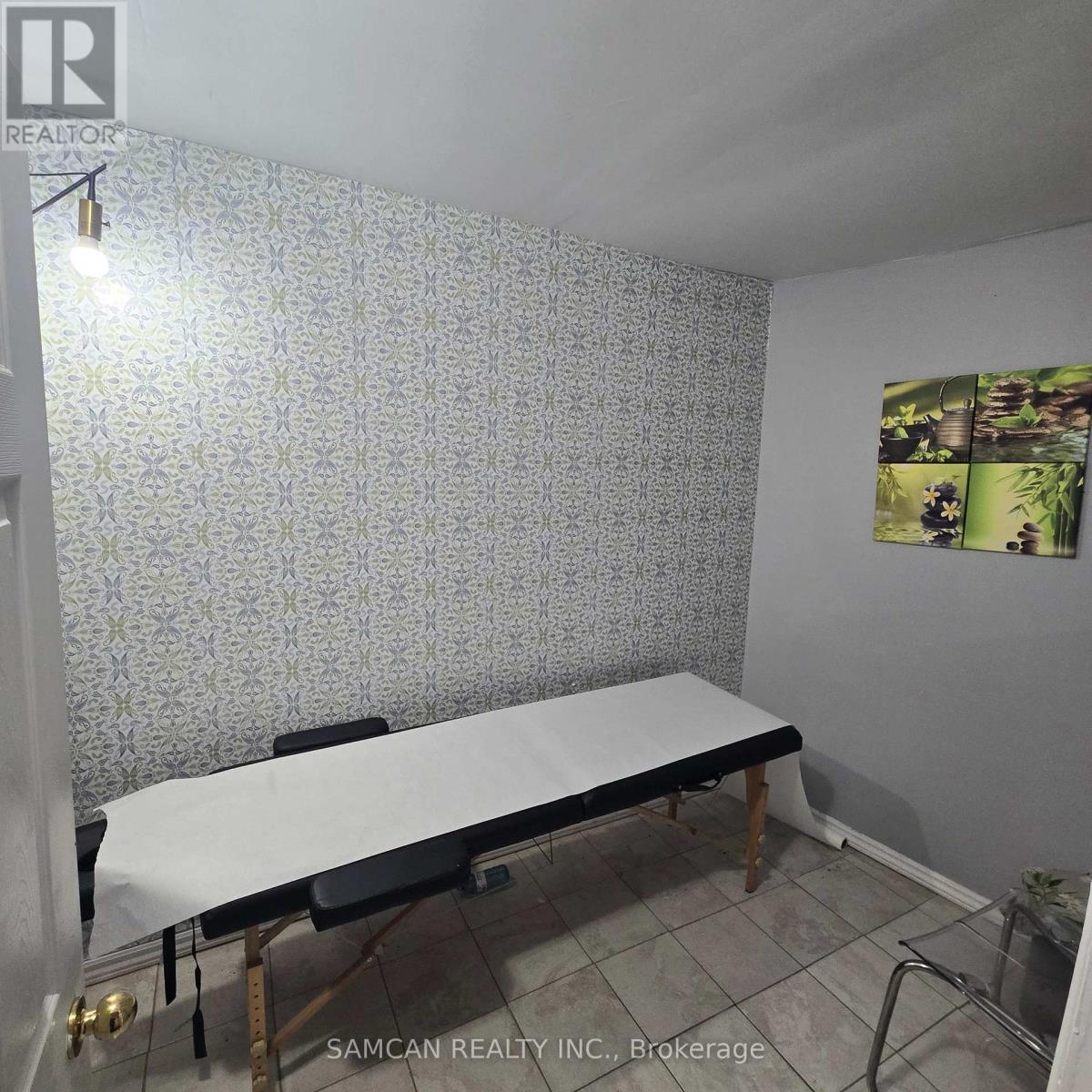 336 Weston Road, Toronto, Ontario  M6N 3P8 - Photo 8 - W13852848