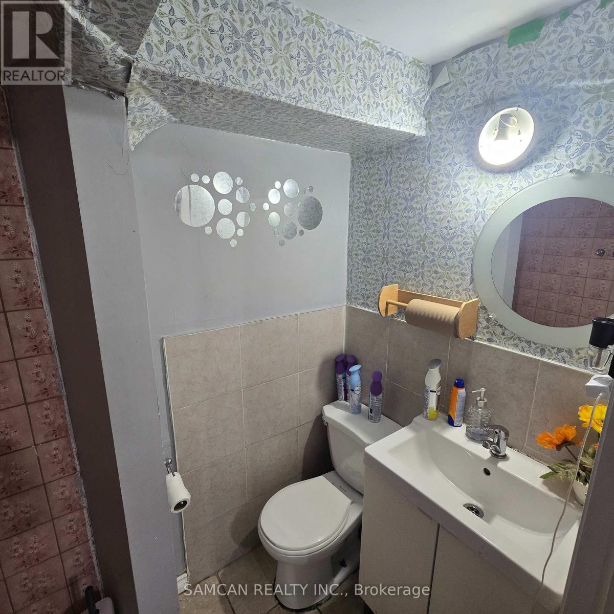 336 Weston Road, Toronto, Ontario  M6N 3P8 - Photo 9 - W13852848