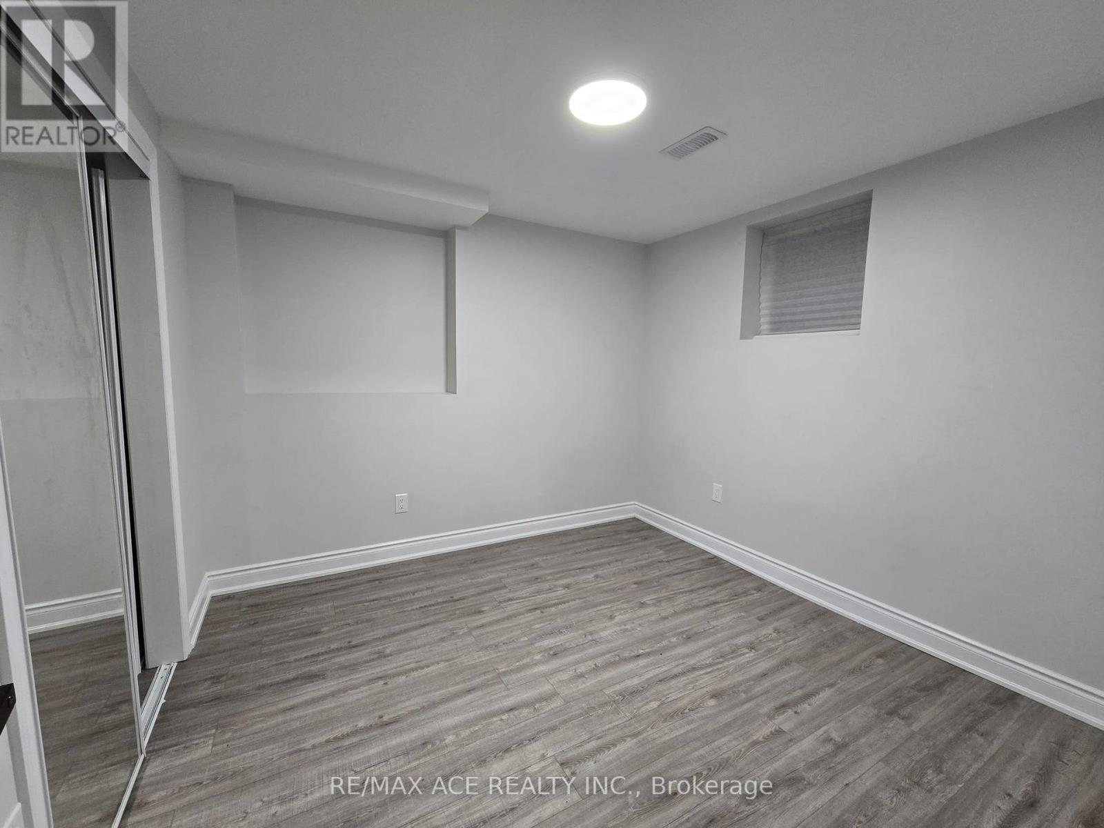 Bsmt - 1555 Dunedin Crescent, Oshawa, Ontario  L1K 0V1 - Photo 6 - E13723688