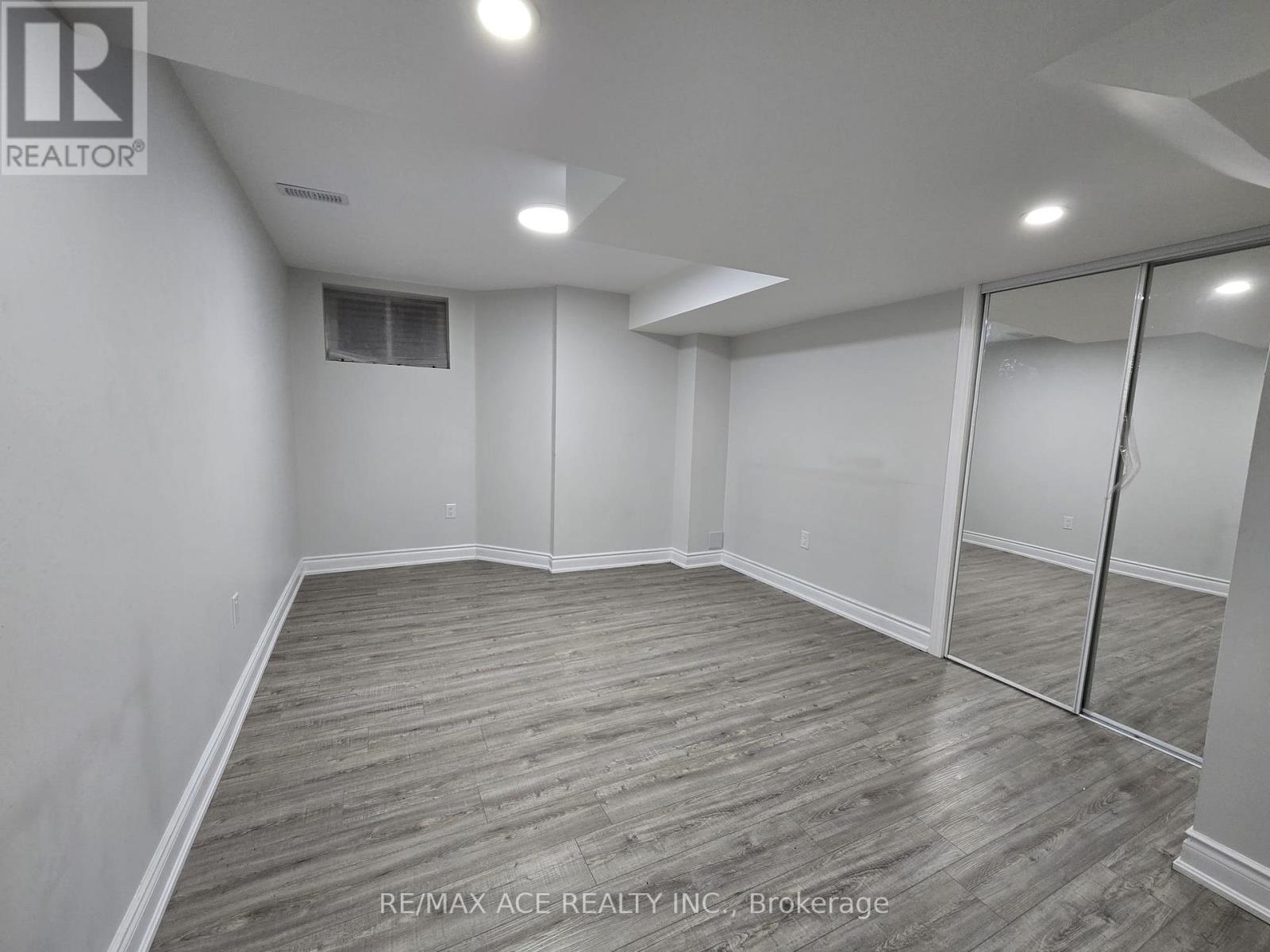 Bsmt - 1555 Dunedin Crescent, Oshawa, Ontario  L1K 0V1 - Photo 7 - E13723688