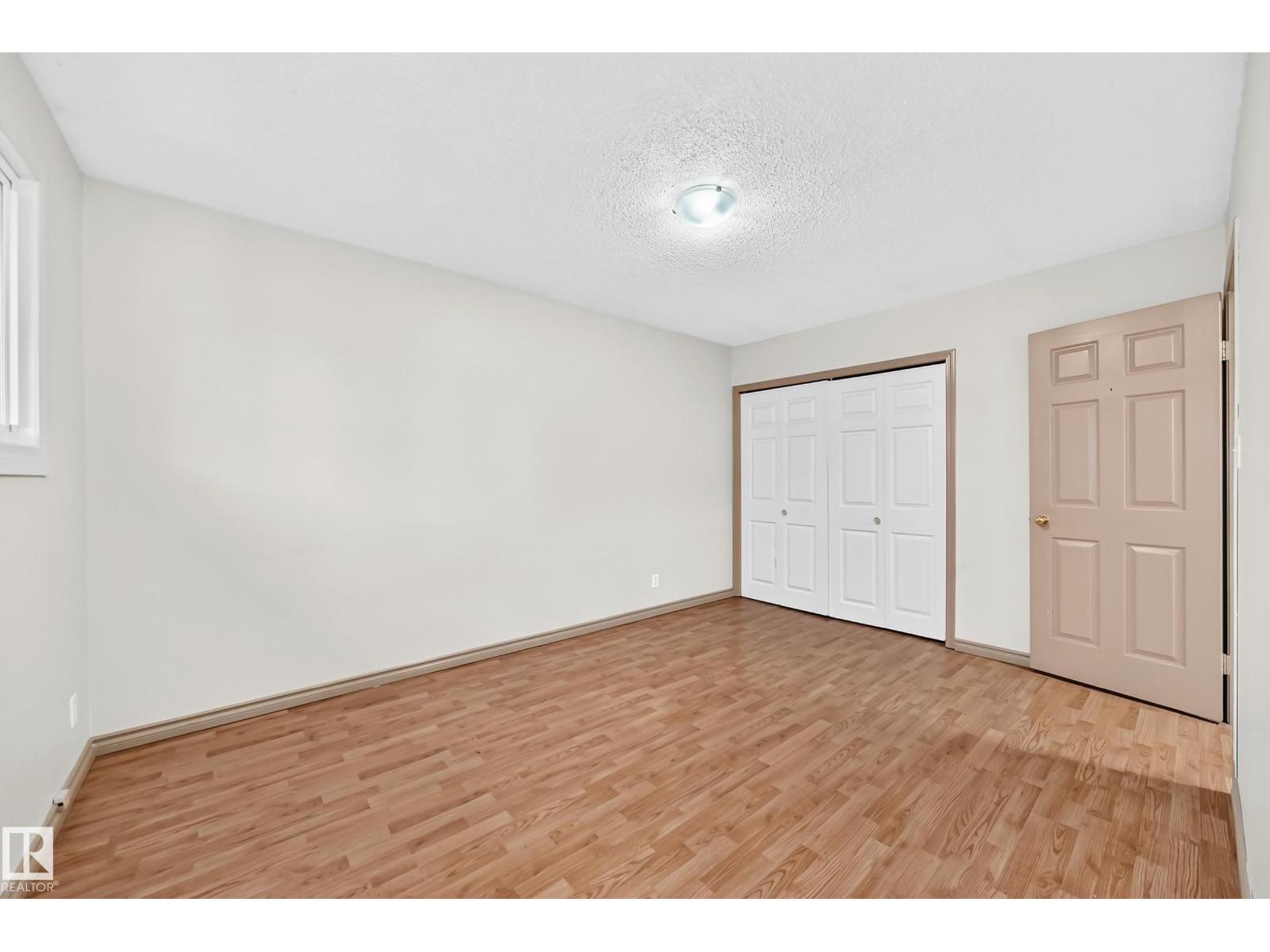 10919 69 AV NW