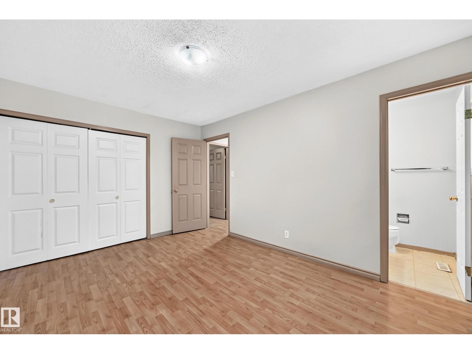 10919 69 AV NW