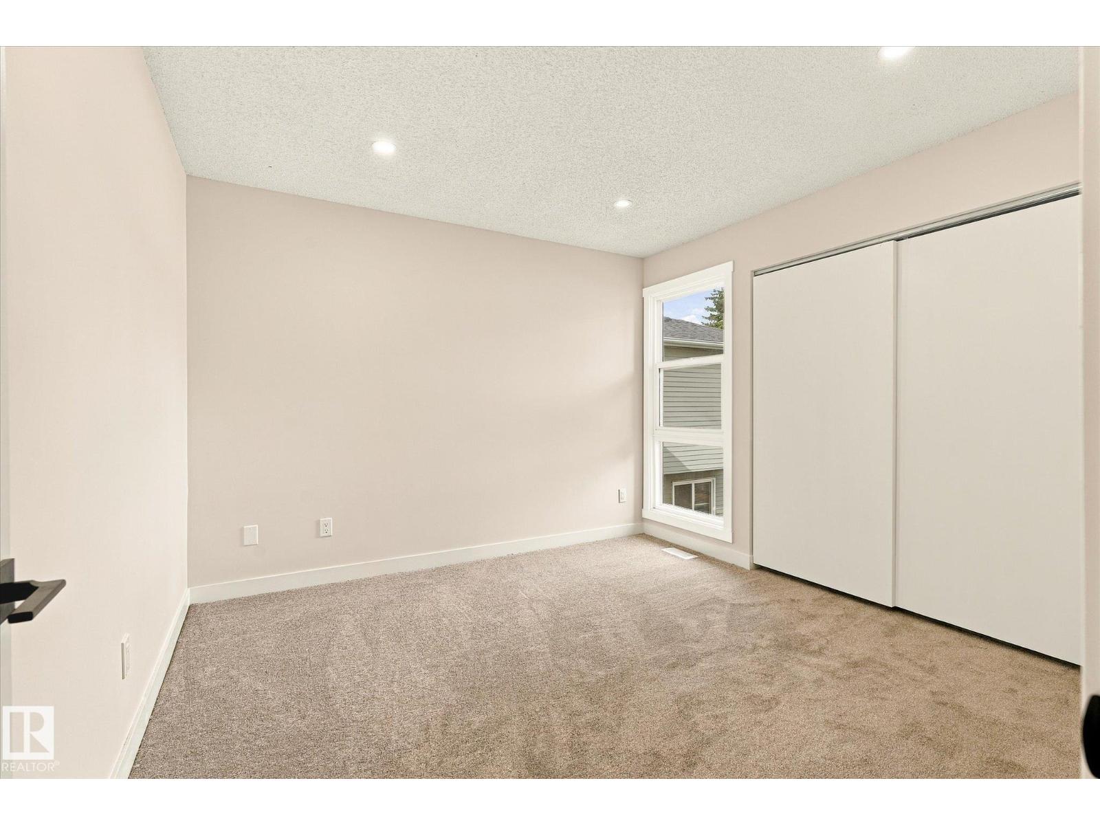 #37 1415 62 ST NW