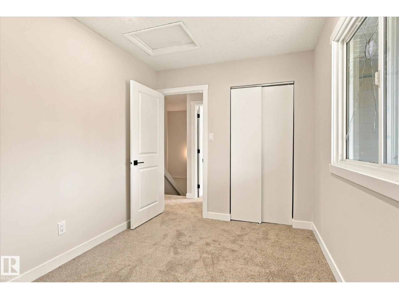 #37 1415 62 ST NW