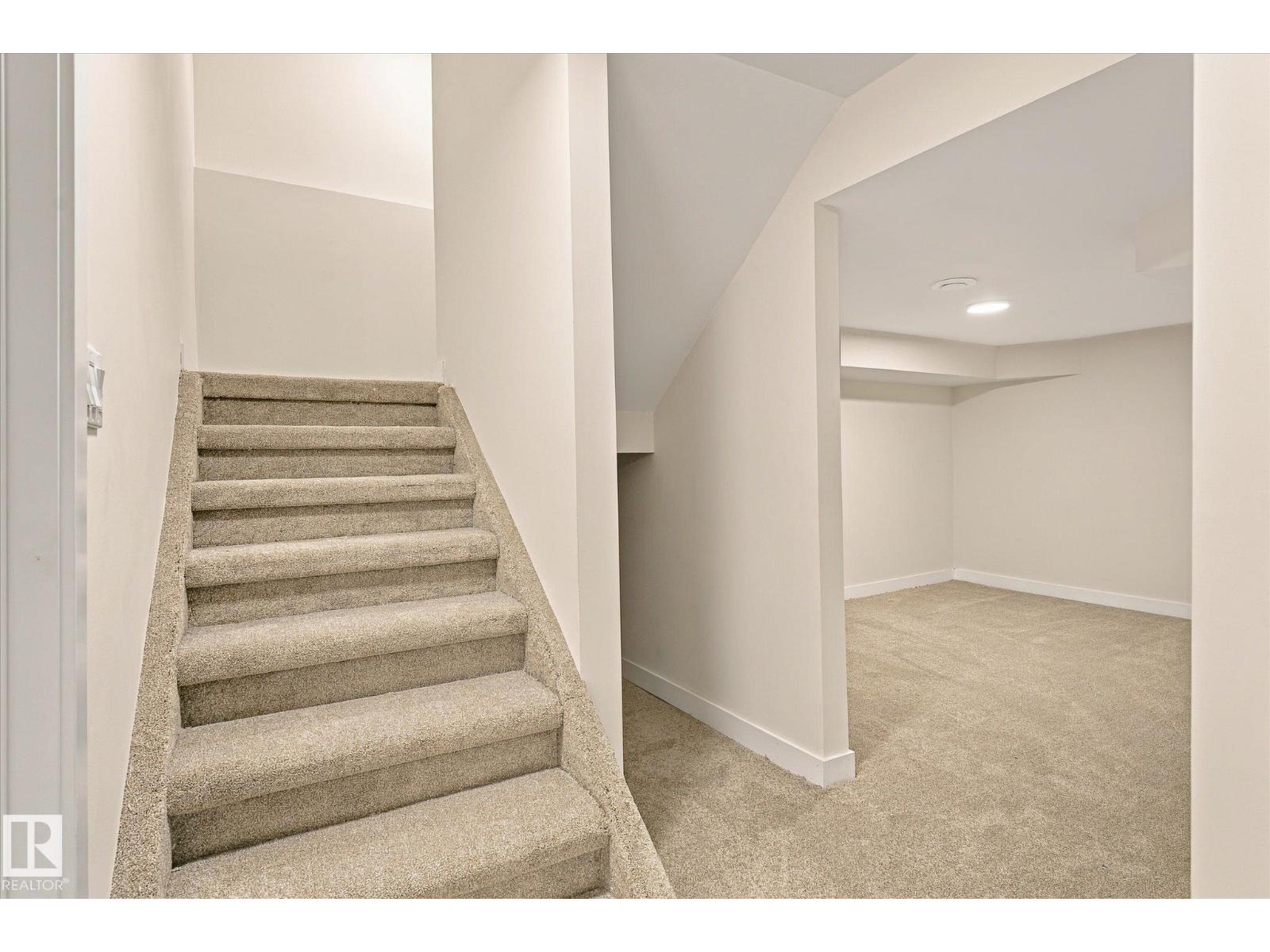 #37 1415 62 ST NW