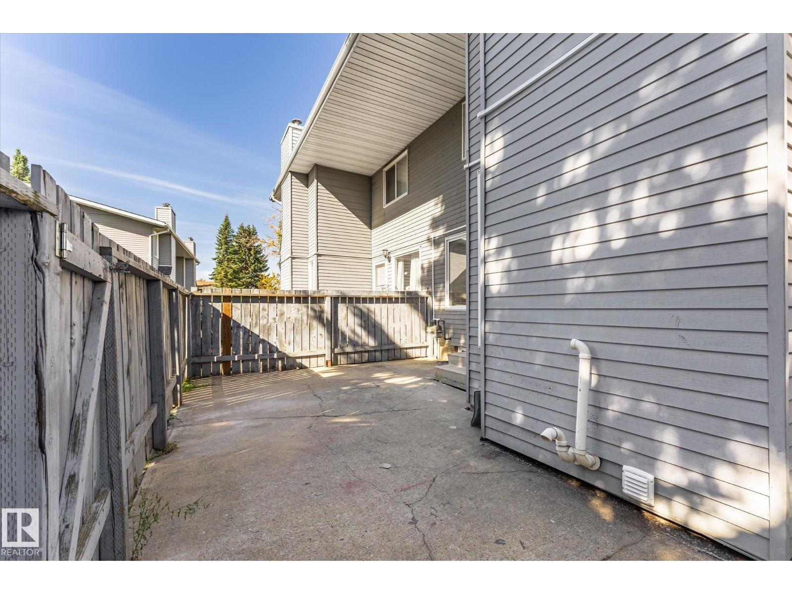 #37 1415 62 ST NW