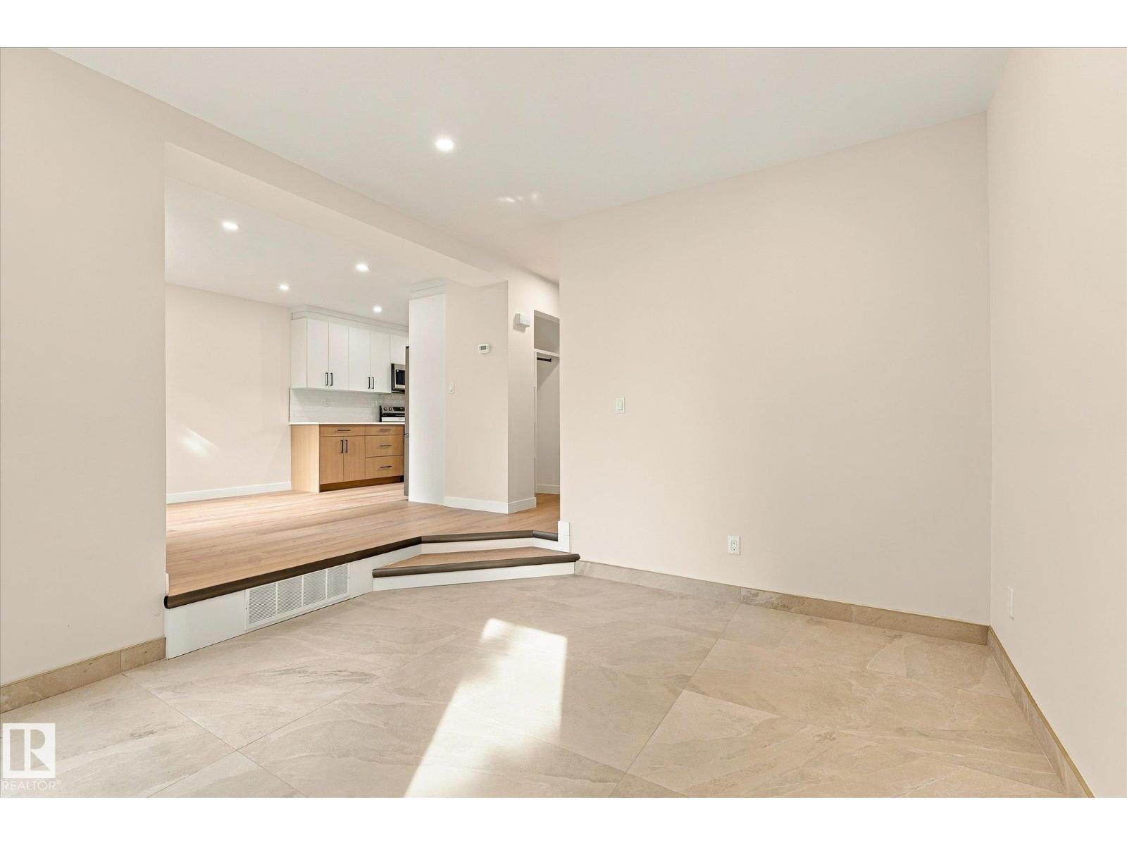#37 1415 62 ST NW