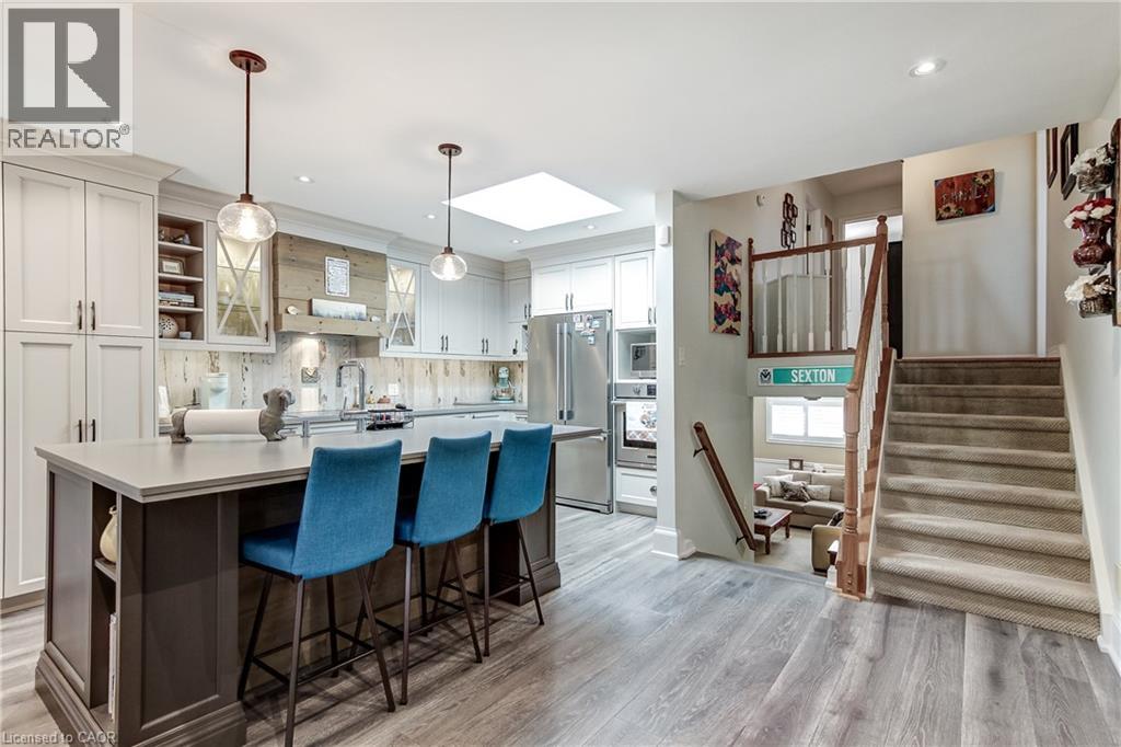 1328 Falgarwood Drive, Oakville, Ontario  L6H 2L9 - Photo 11 - 40866548