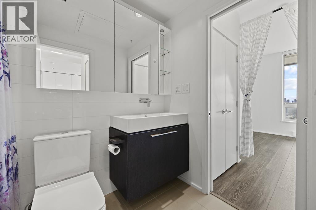 4705 1955 Alpha Way, Burnaby, British Columbia  V5C 0K6 - Photo 15 - R3171103