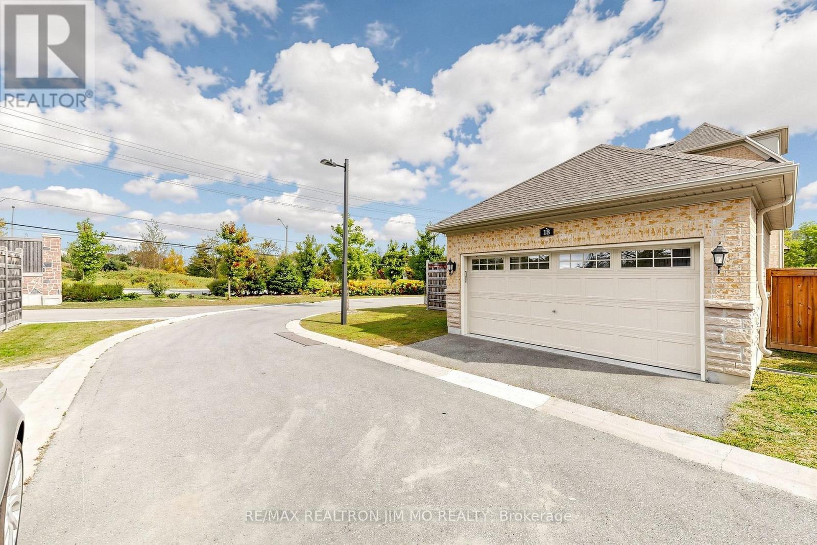 18 Tralee Court, Markham, Ontario  L6C 0V1 - Photo 45 - N13852862