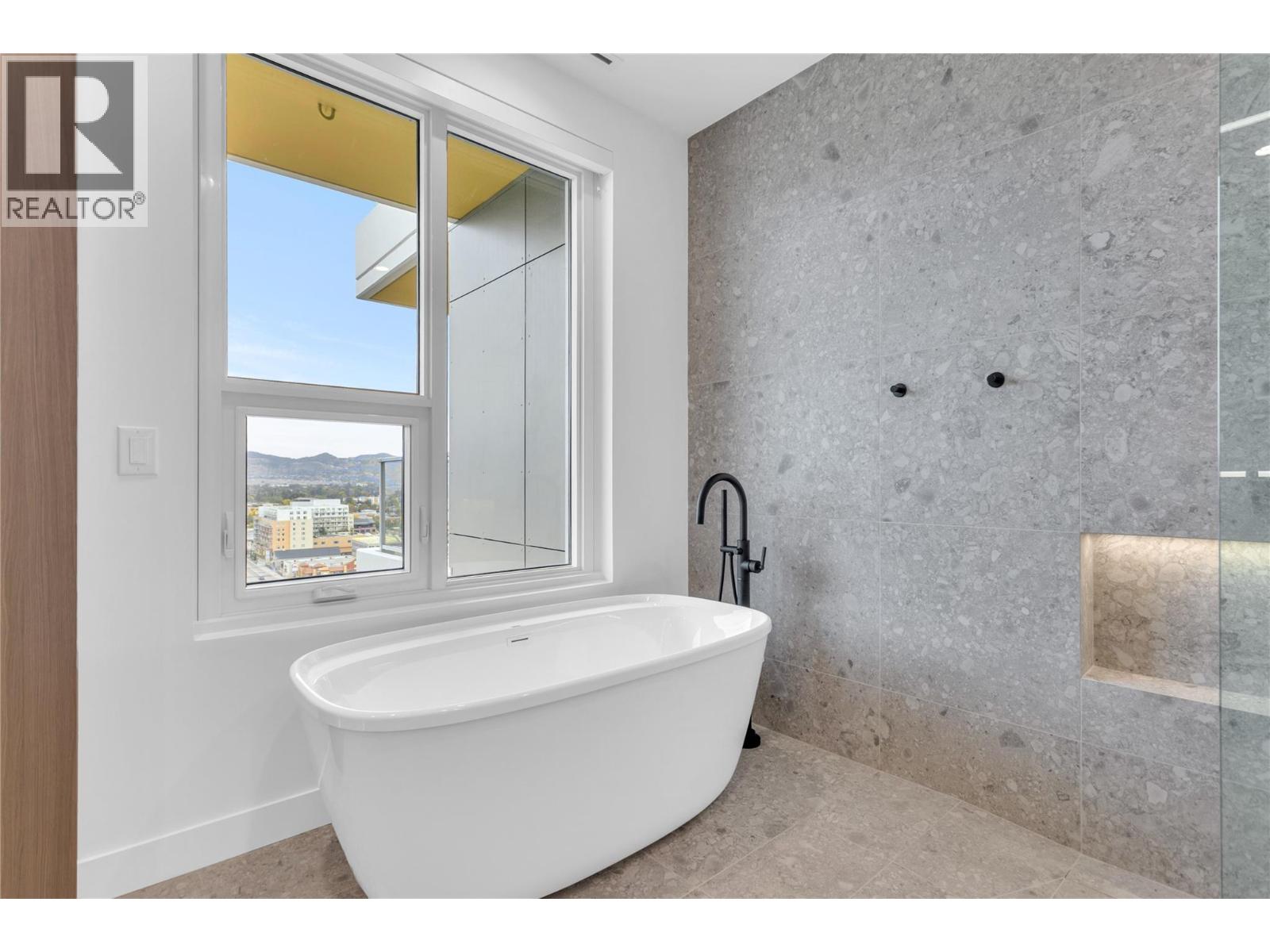 3300 Lakeshore Road Unit# Ph1406, Kelowna, British Columbia  V1W 0J9 - Photo 48 - 10401918