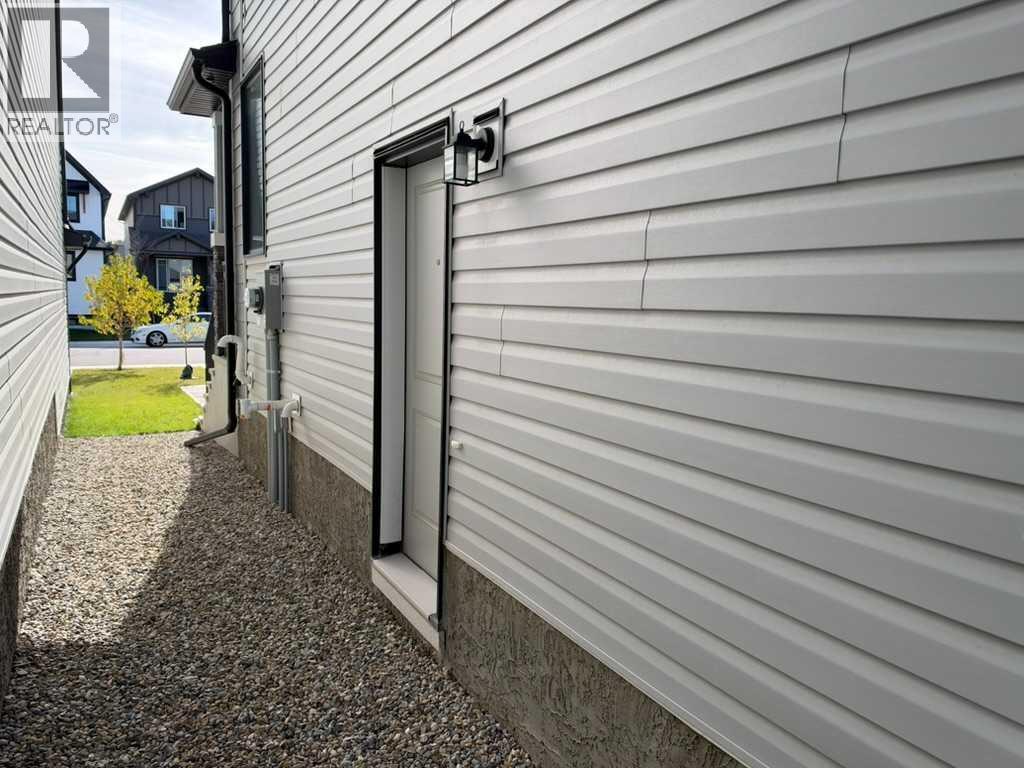 96 Rowmont Heath NW, Calgary, Alberta  T3L 0H8 - Photo 33 - A2342347