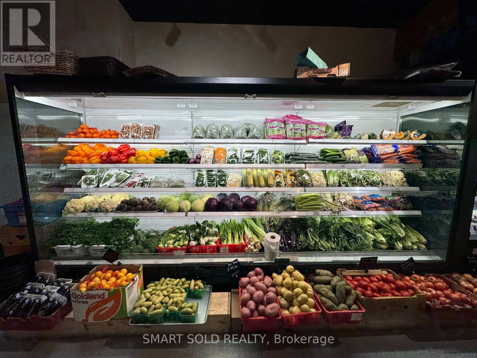 2001 Yonge Street, Toronto, Ontario  M4S 1Z8 - Photo 6 - C13852914
