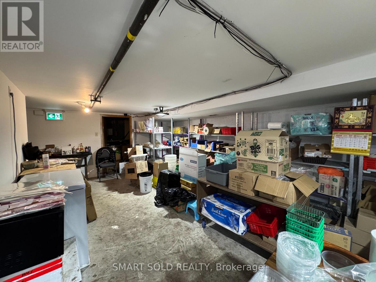 2001 Yonge Street, Toronto, Ontario  M4S 1Z8 - Photo 8 - C13852914