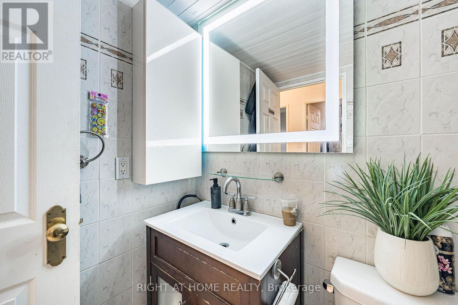 107 - 10 Fashion Roseway, Toronto, Ontario  M2N 6B6 - Photo 22 - C13852916