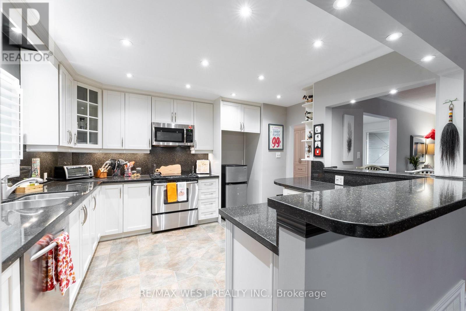 59 Landfair Crescent, Toronto, Ontario  M1J 3A6 - Photo 17 - E13852904