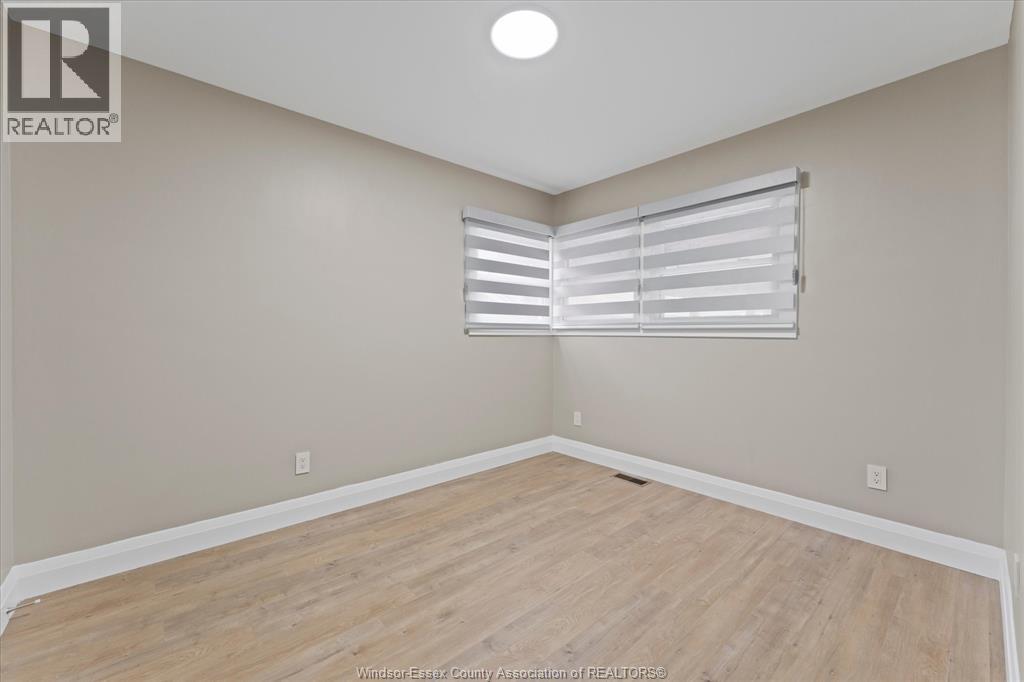 2858 Dandurand, Windsor, Ontario  N9E 2E4 - Photo 18 - 26024169