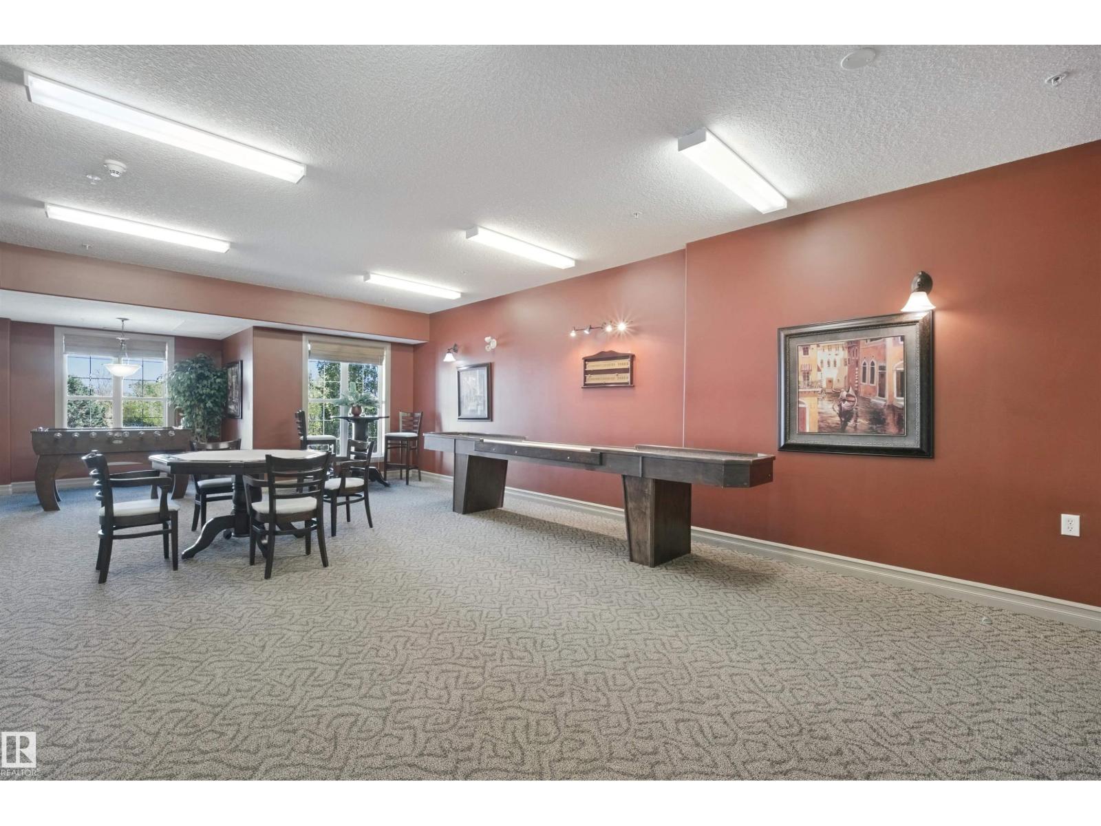 #408 45 INGLEWOOD DR