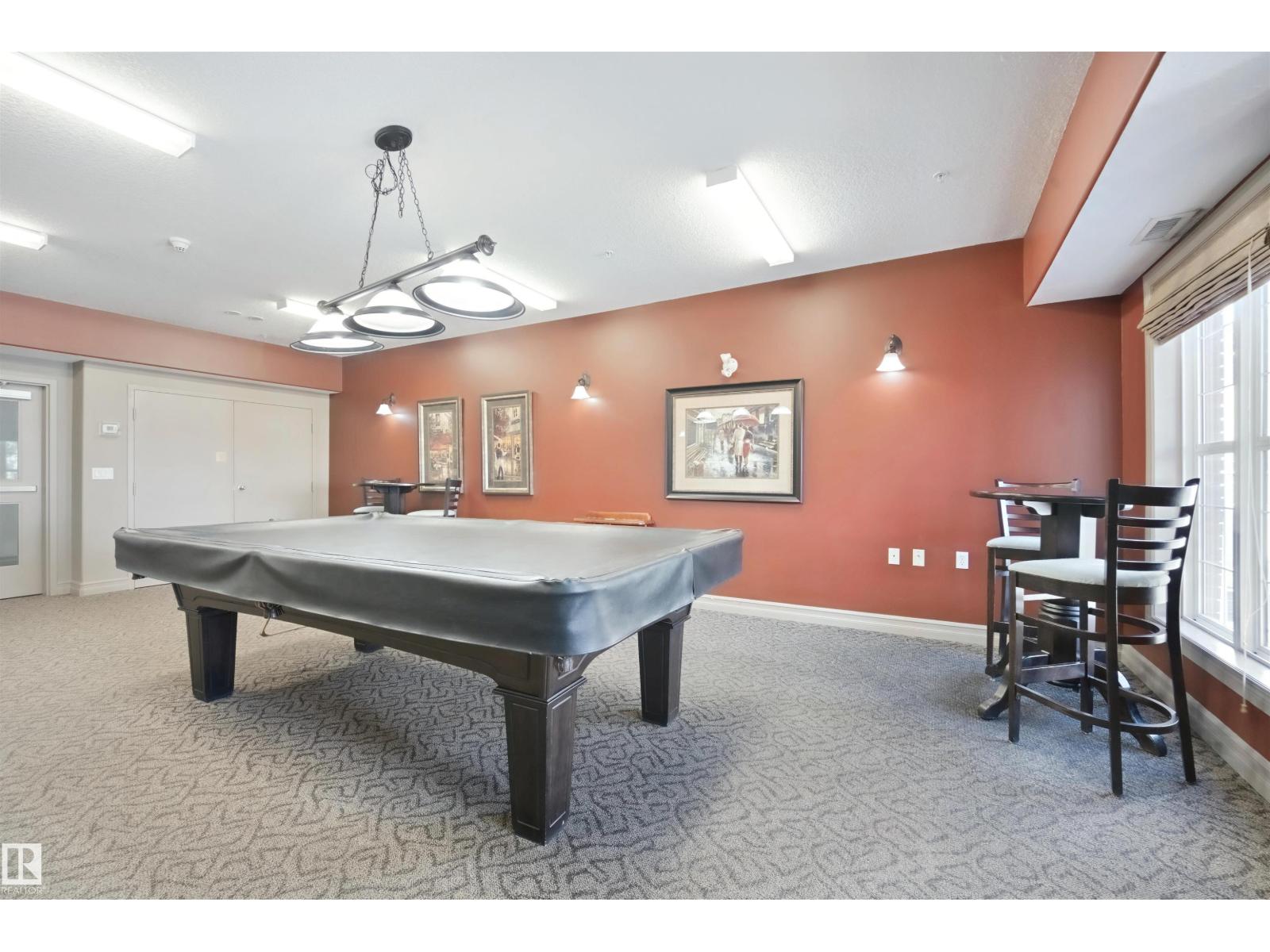 #408 45 INGLEWOOD DR