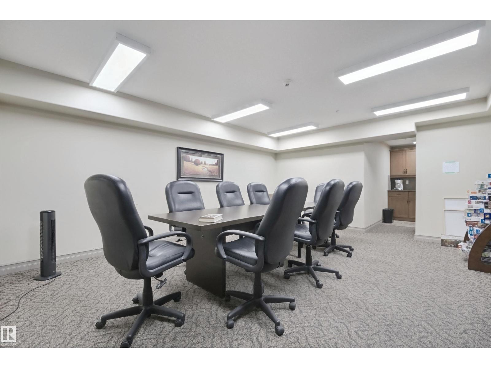 #408 45 INGLEWOOD DR