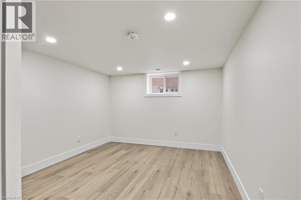 223 Margaret Avenue, Kitchener, Ontario  N2H 4J1 - Photo 23 - 40868243
