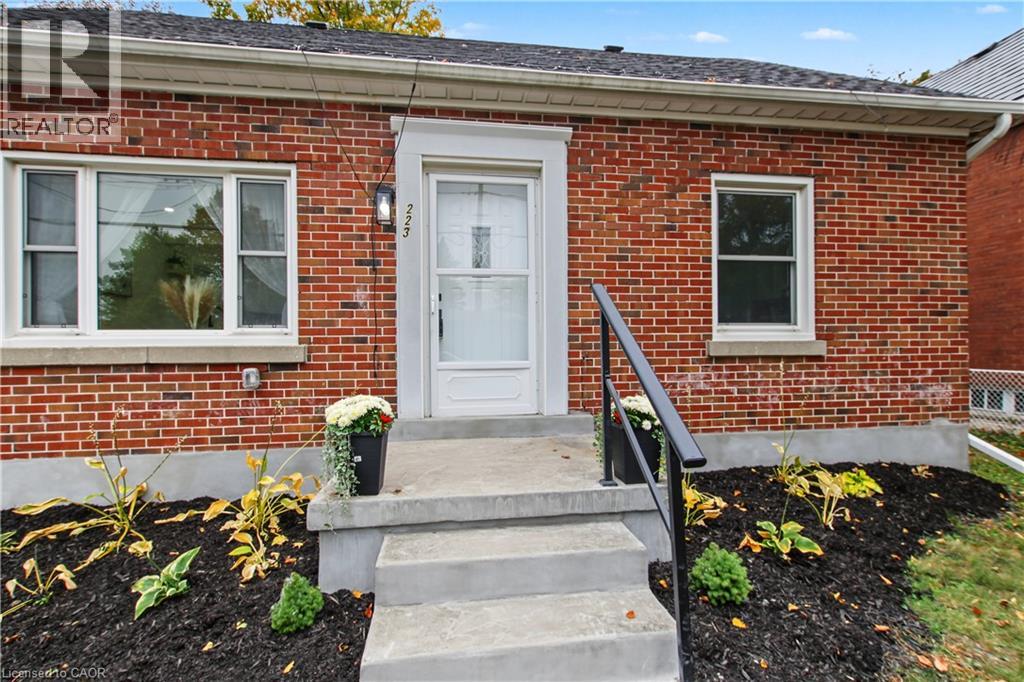 223 Margaret Avenue, Kitchener, Ontario  N2H 4J1 - Photo 5 - 40868243