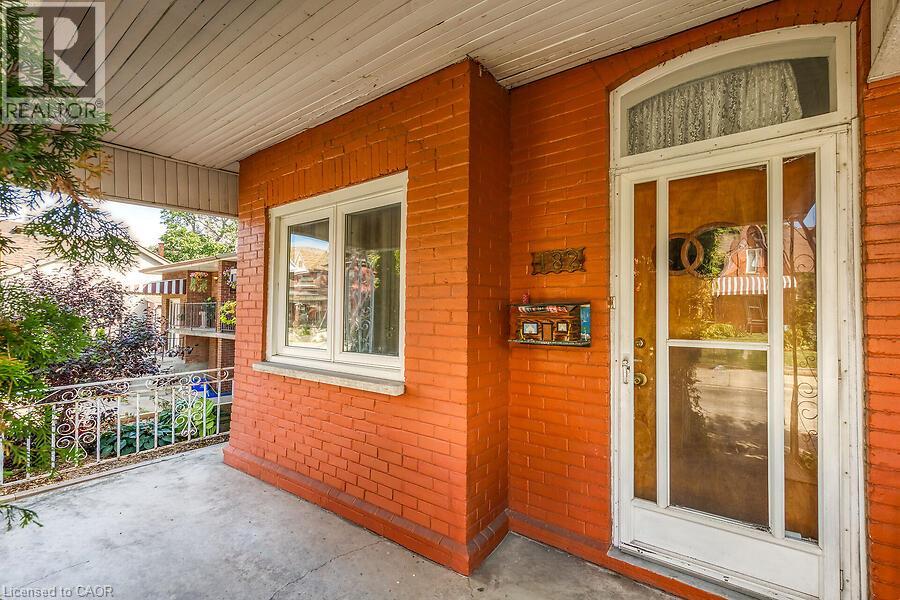 182 Emerald Street N, Hamilton, Ontario  L8L 5K8 - Photo 4 - 40865992