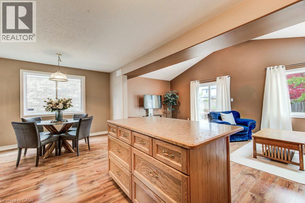 14 Raising Mill Gate, Elmira, Ontario N3B 3K8 - Photo 15 - 40865821